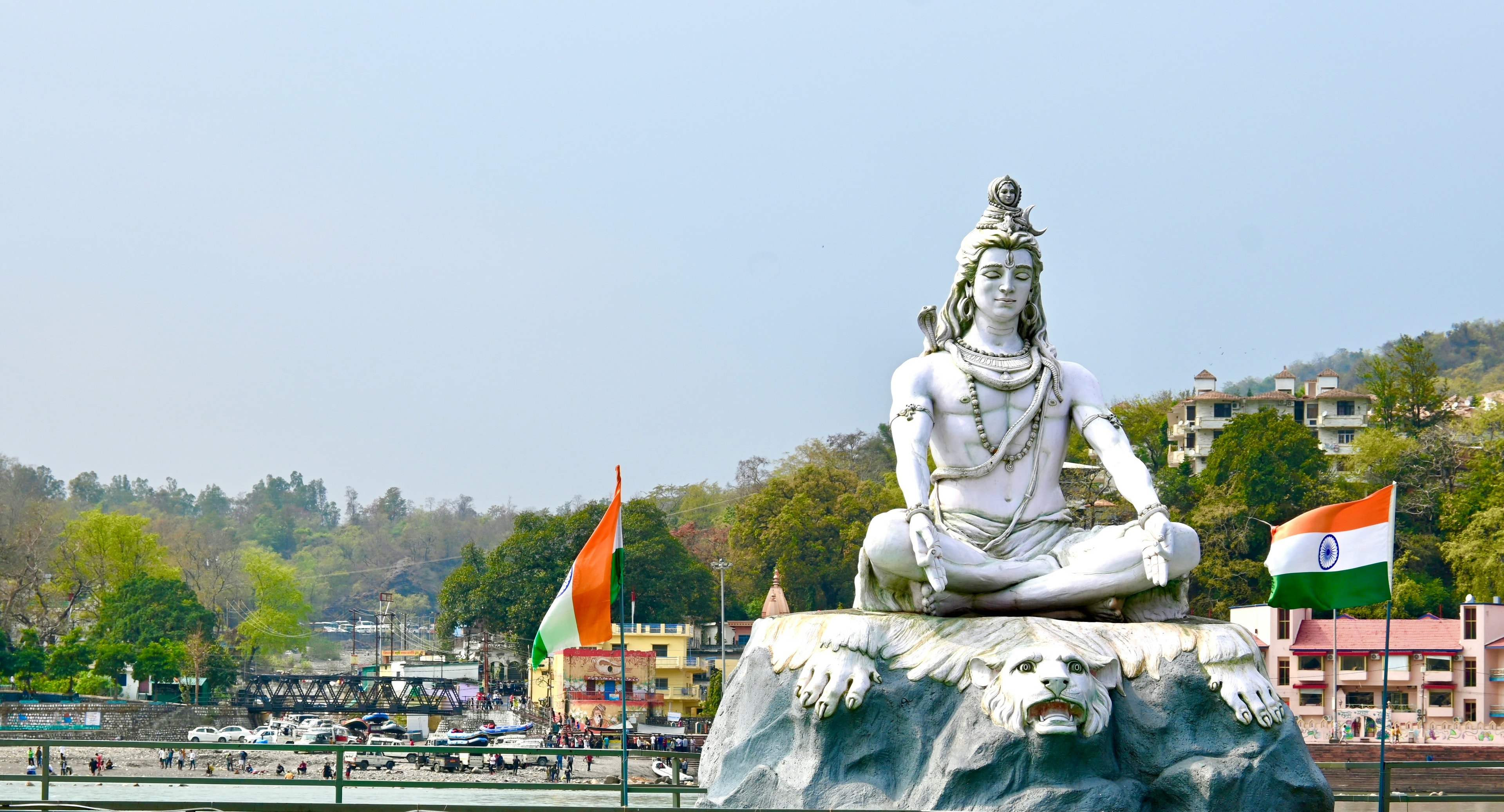 Shiva statue in Rishikesh